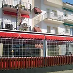 Πανσιόν Calderon De La Barca